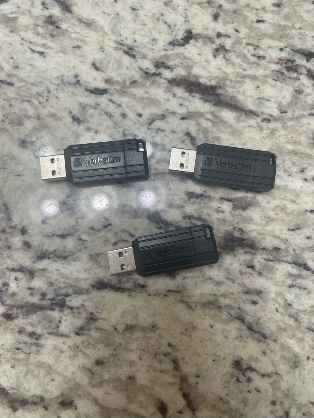 ⚡️ Verbatim 16GB Slider USB Flash Drive USB 2.0 Thumb Drive – Black (3 Pack) ⚡️